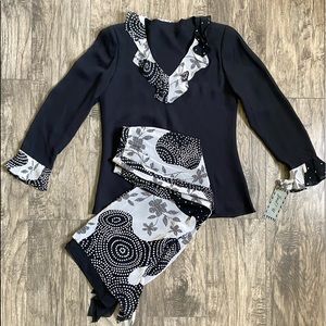 Just U Blouse & Skirt Set Black & Off White Size M